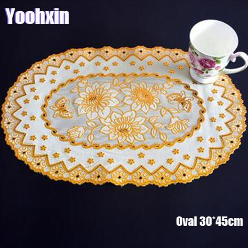 Coffee Tea Place - ホットオーバルレース PVC ゴールドプラスチックテーブルプレイスマットパッド布カップ結婚式のダイニング茶コーヒーコースタープレースマットマグドイリードリンクキッチン