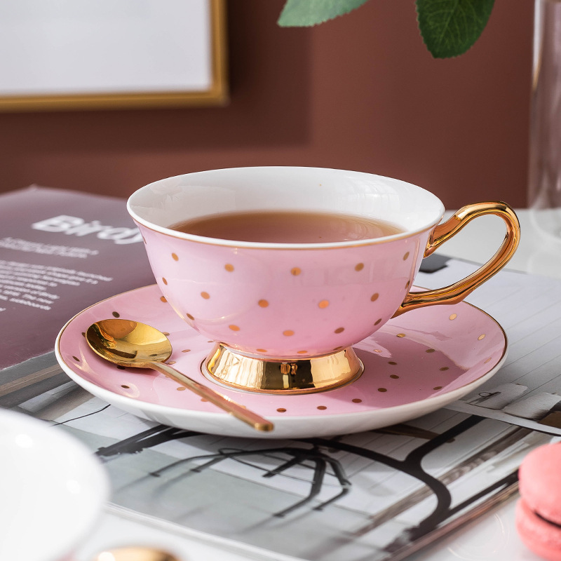 セラミックピンクコーヒーマグカップ、ディッシュティーカップ付 - Coffee Tea Catering のレビューと価格